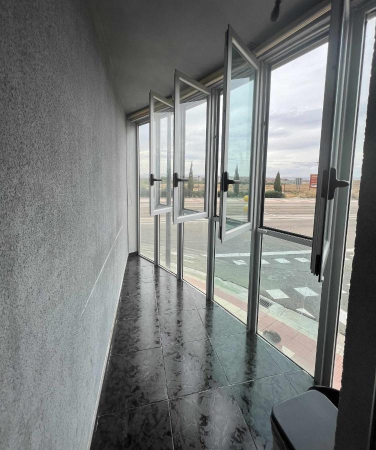 Murohouse Apartamento Con Piscina Zaragoza Exteriör bild